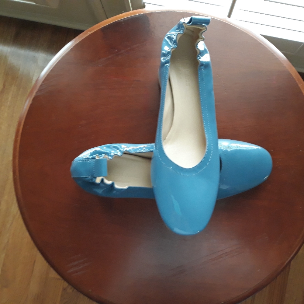 Everlane Day  Heel